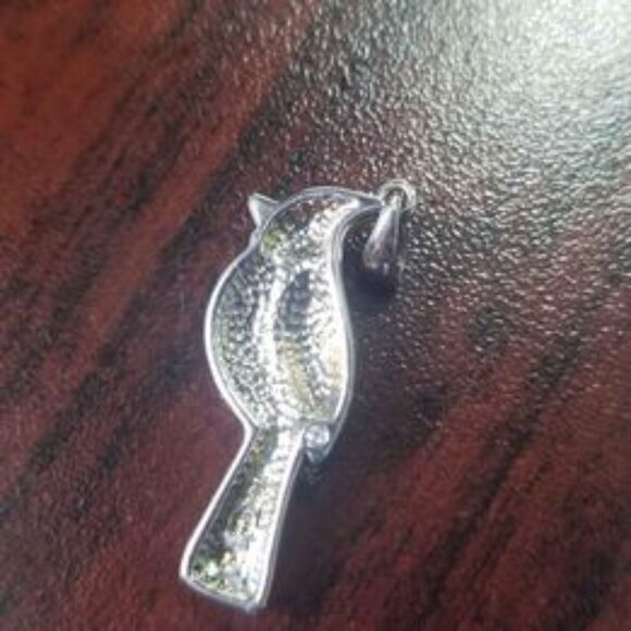 Cardinal pendant for necklace very sparkly - Picture 2 of 2